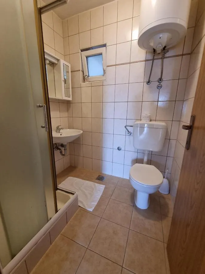 Apartamento App Mira Crikvenica 0*,  Croacia